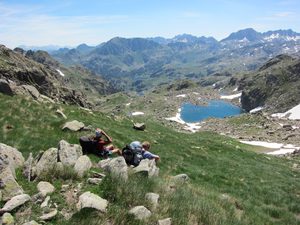 Ross and Klass taking a break at Port de Caldes, looking down on Lac deth Port de Caldes Ross and Klass taking a break at Port de Caldes, looking down on Lac deth Port de Caldes